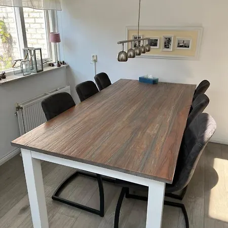 Strandvilla Juliana Feriehus *